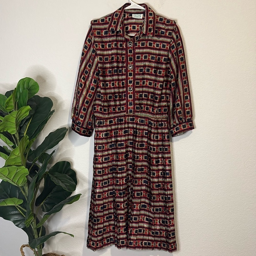 Vintage Lady Carol of New York Petites pleated button up dress